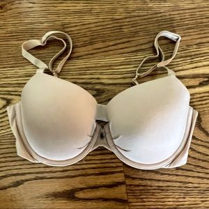 Victoria Secret | Fabulous Lightly Lined Demi Bra 34D Nude